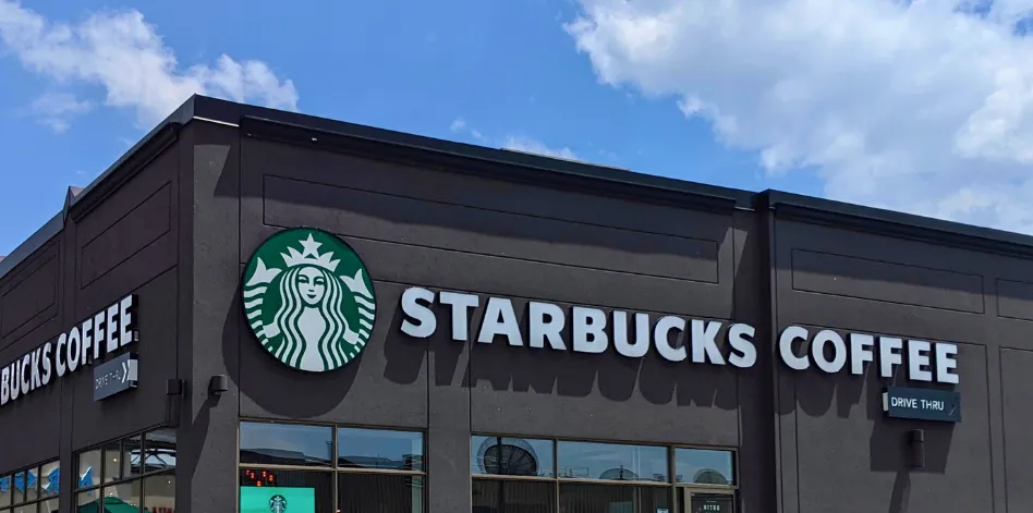 Travaillez dans le service client chez Starbucks.